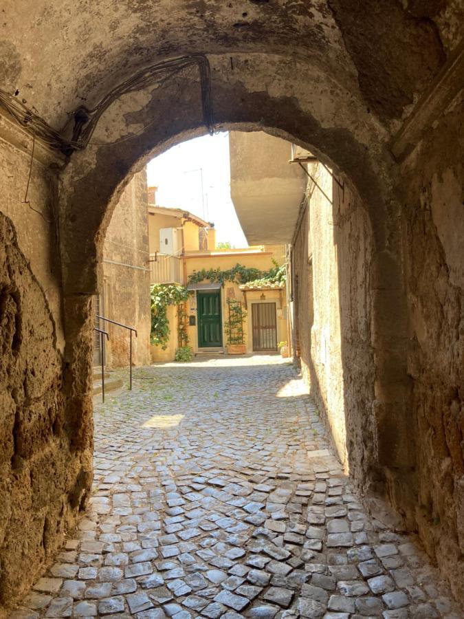 Вилла Platea Cavour Сутри Экстерьер фото